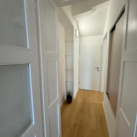 Katina * Σίμπενικ